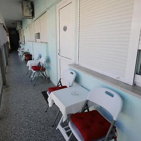 탑 아파트먼트 자다르