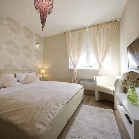 Top Apartments Zadar Задар